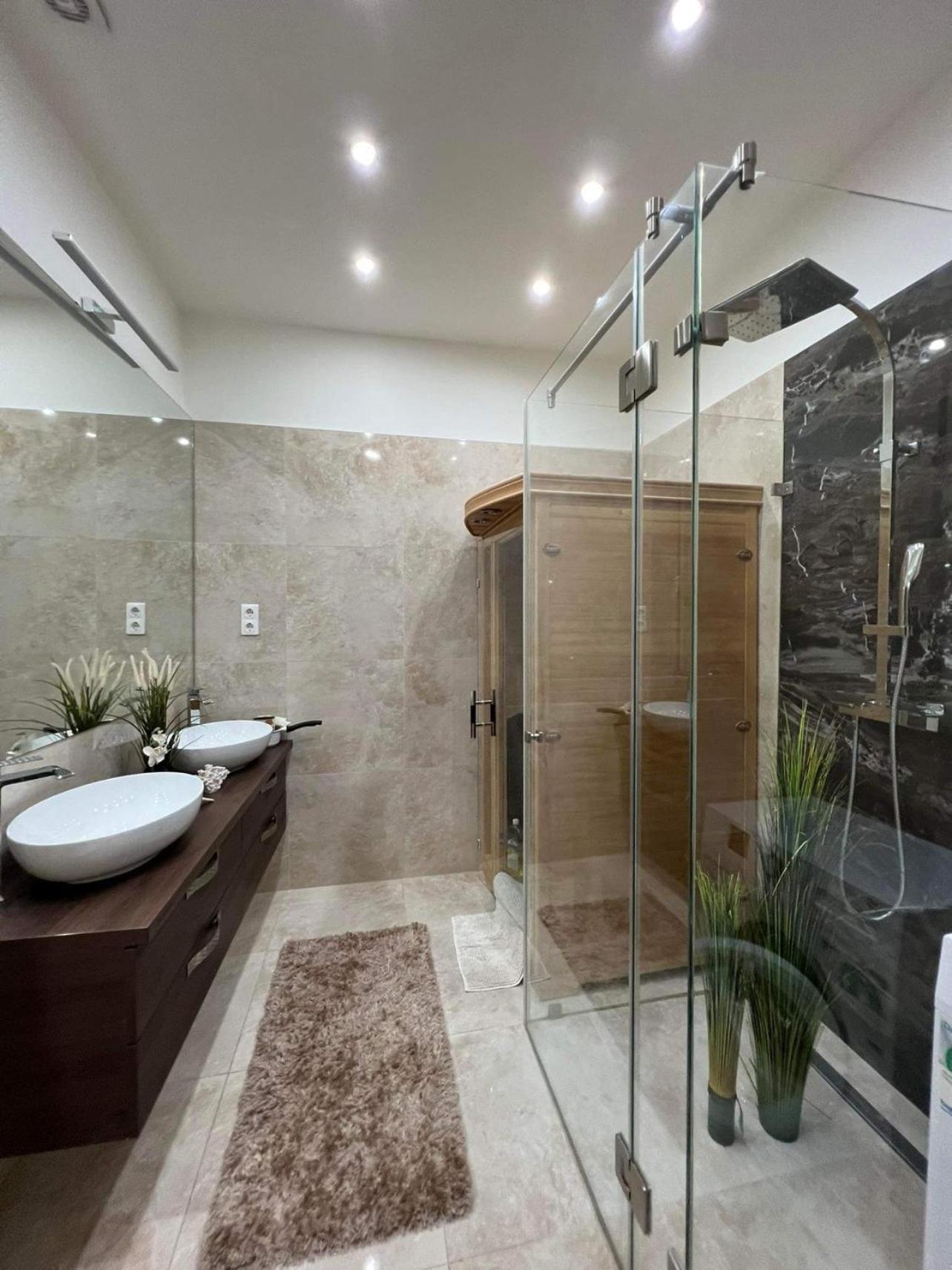 Luxury Dream With A Sauna In The Center Budapest Kültér fotó